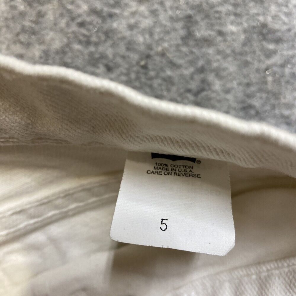 Vintage Levi's‎ 950 Jean Shorts Women's Size 5 White Denim - Picture 6 of 10